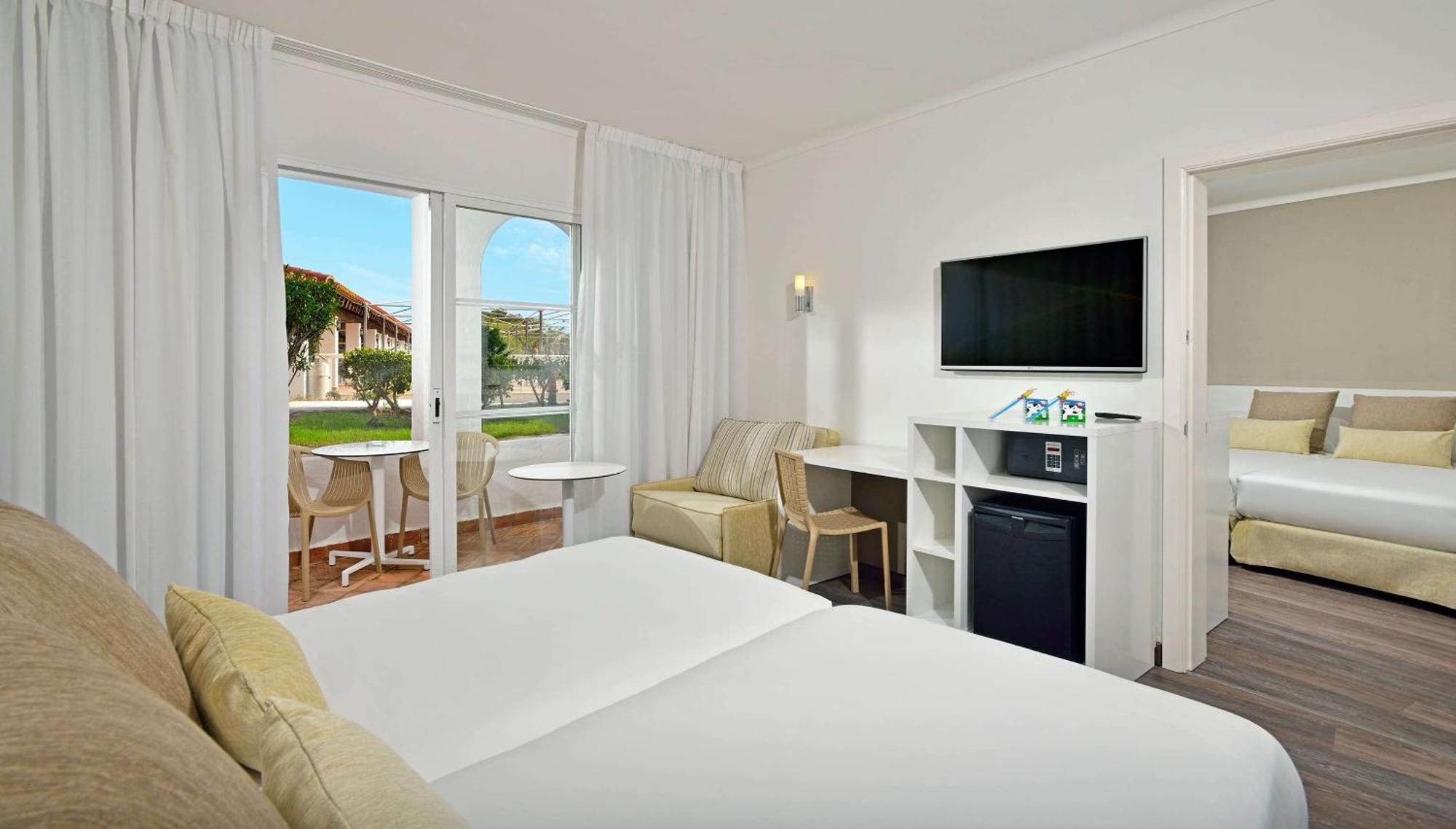 ซอล ฟัลโก - ออล อินคลูซีฟ Hotel ซอน ซอรีเกร์ ภายนอก รูปภาพ